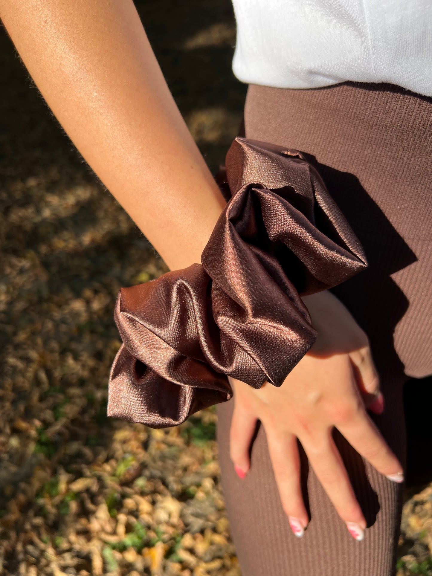 Espresso Maxi Silk Satin Скрънчи