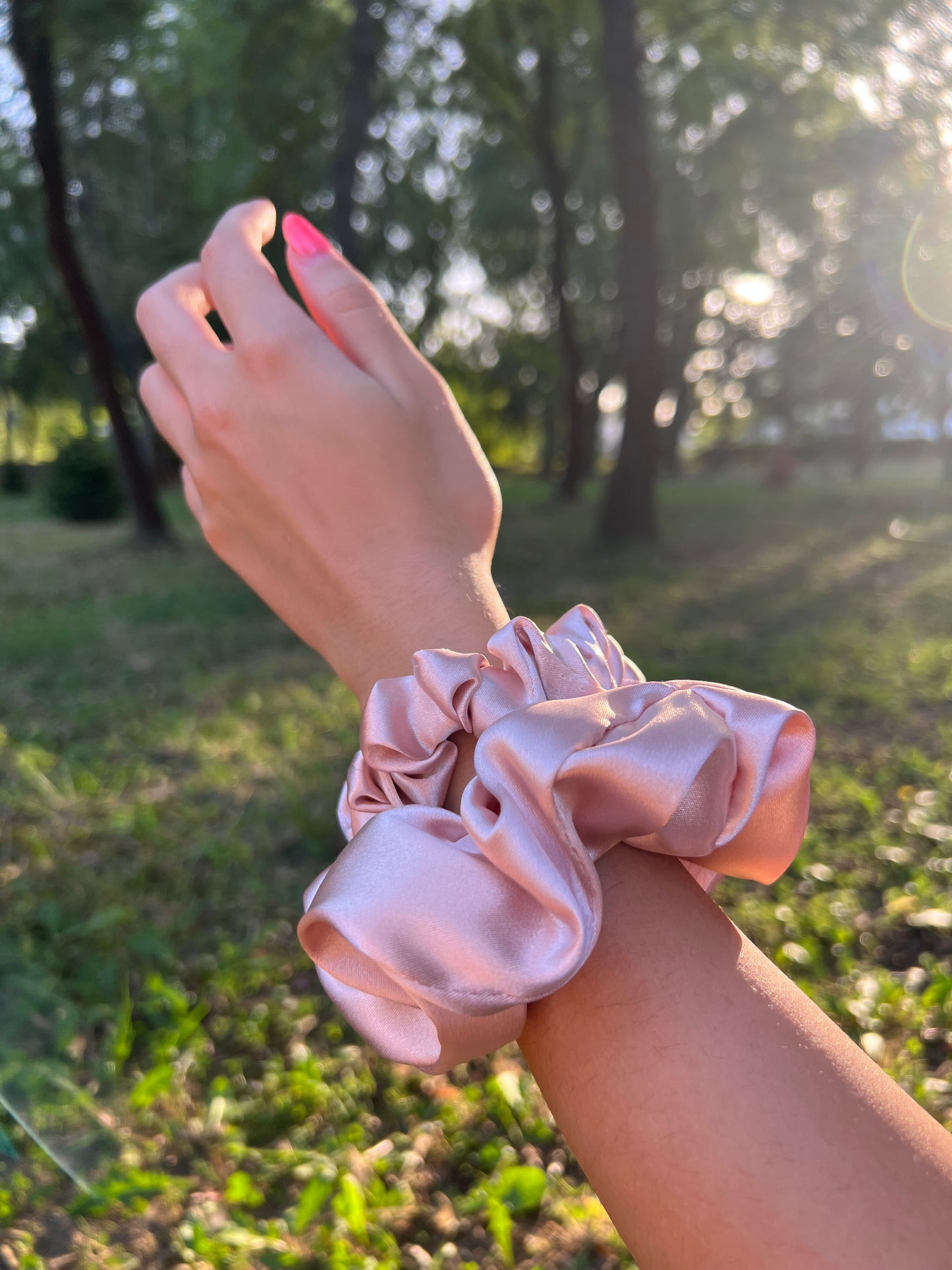 Blossom Midi Silk Satin Скрънчи