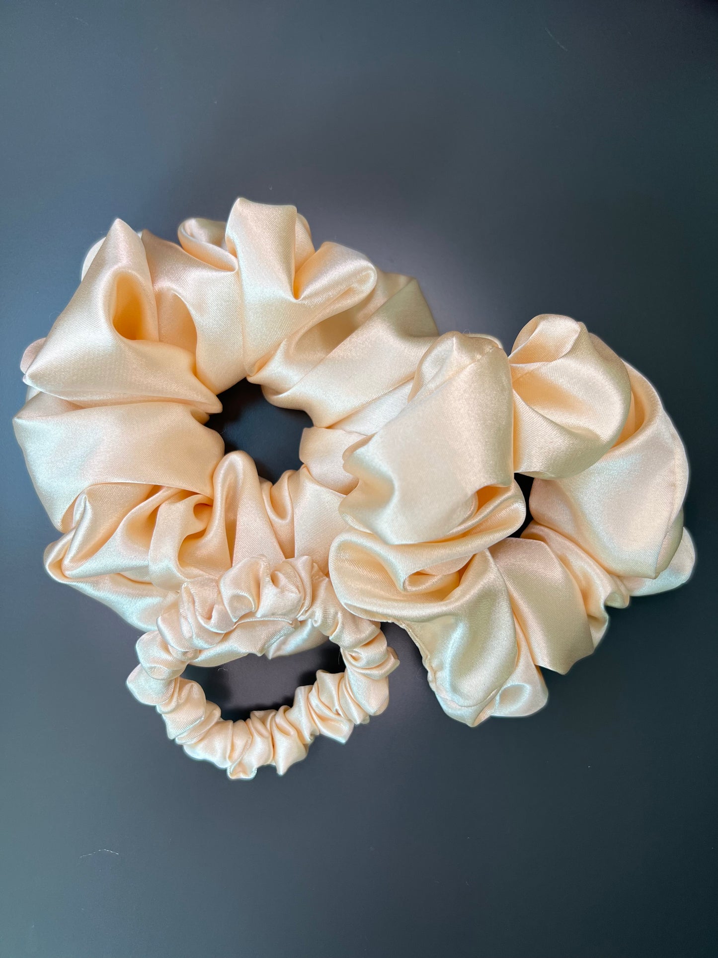 Cookie Midi Silk Satin Скрънчи